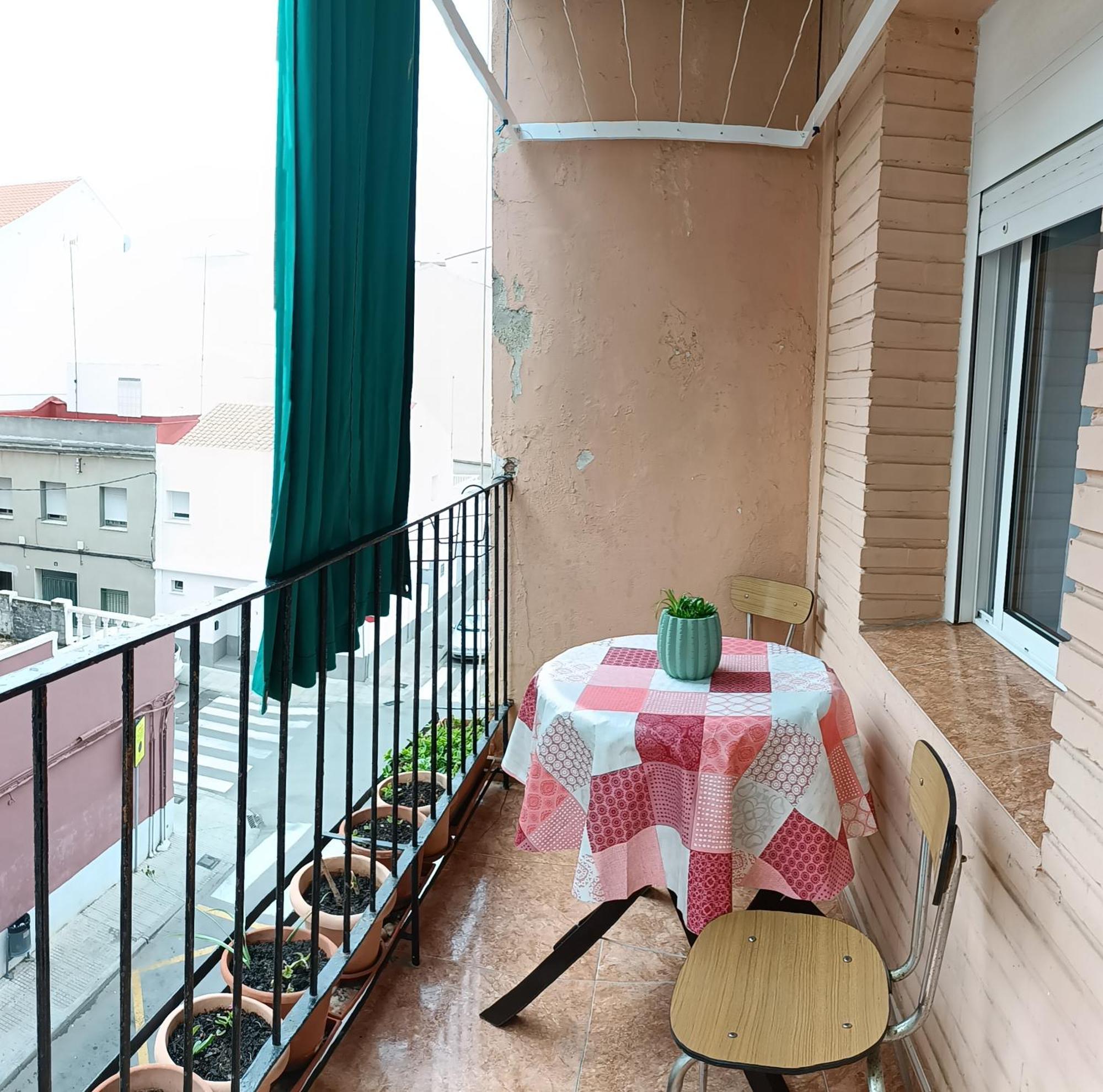 Daoiz, Vivienda Vacacional Para Familias Y Mayores De 25 Anos En El Grao De Gandia 3Ro Sin Ascensor Playa de Gandia Екстер'єр фото