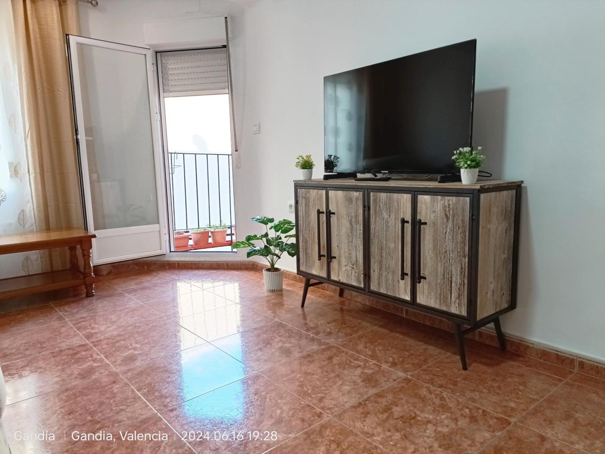 Daoiz, Vivienda Vacacional Para Familias Y Mayores De 25 Anos En El Grao De Gandia 3Ro Sin Ascensor Playa de Gandia Екстер'єр фото