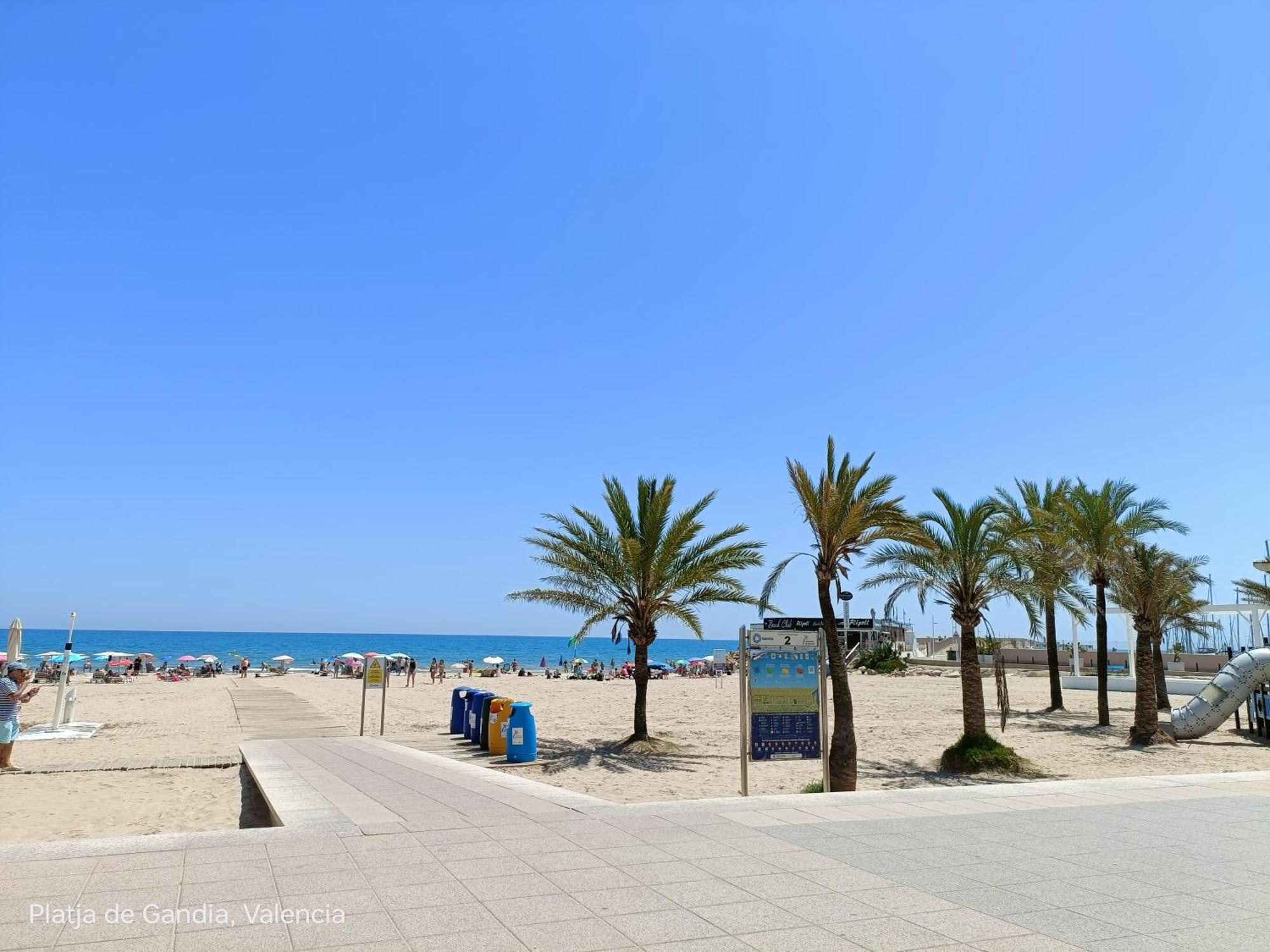 Daoiz, Vivienda Vacacional Para Familias Y Mayores De 25 Anos En El Grao De Gandia 3Ro Sin Ascensor Playa de Gandia Екстер'єр фото